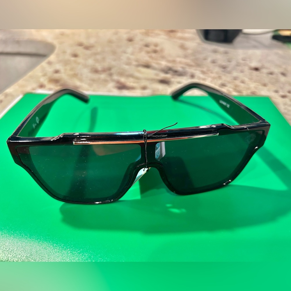 “NEW” KLEO UV 400 PROTECTION RETRO RAPPER SUNGLASSES